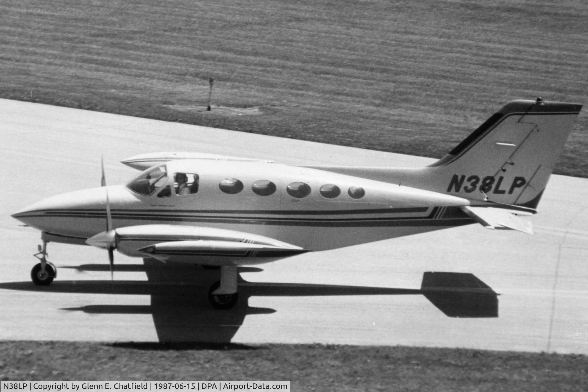 N38LP, 1977 Cessna 414 Chancellor C/N 414-0960, Photo taken for aircraft recognition training.  Taxiing by the control tower.