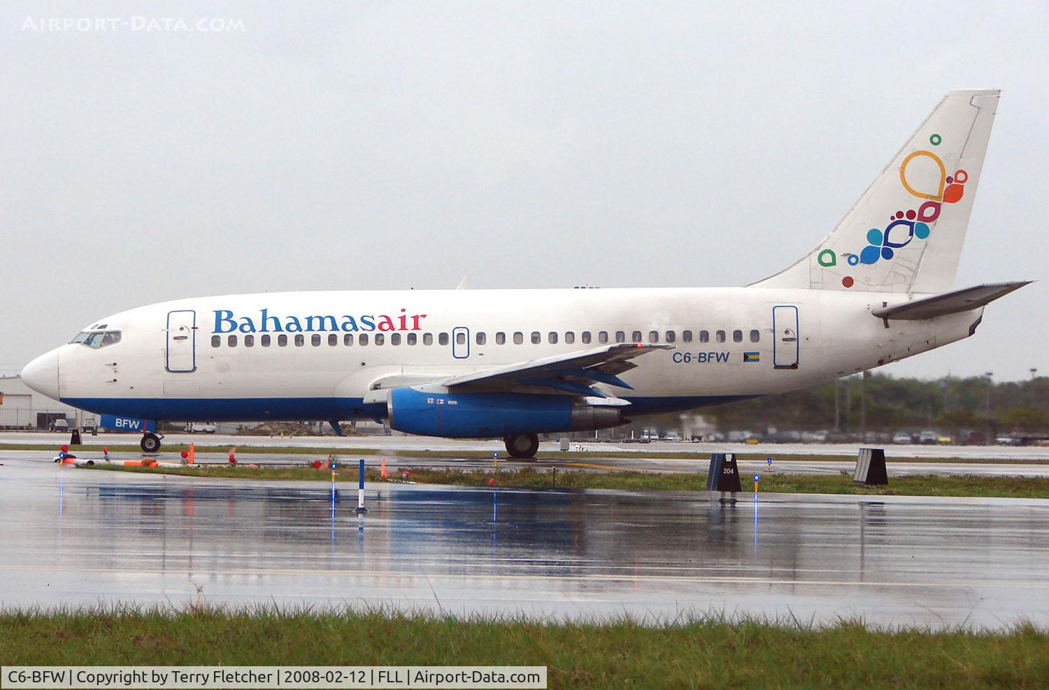 C6-BFW, 1982 Boeing 737-2K5 C/N 22601, Bahamasair B737 at Ft Lauderdale int