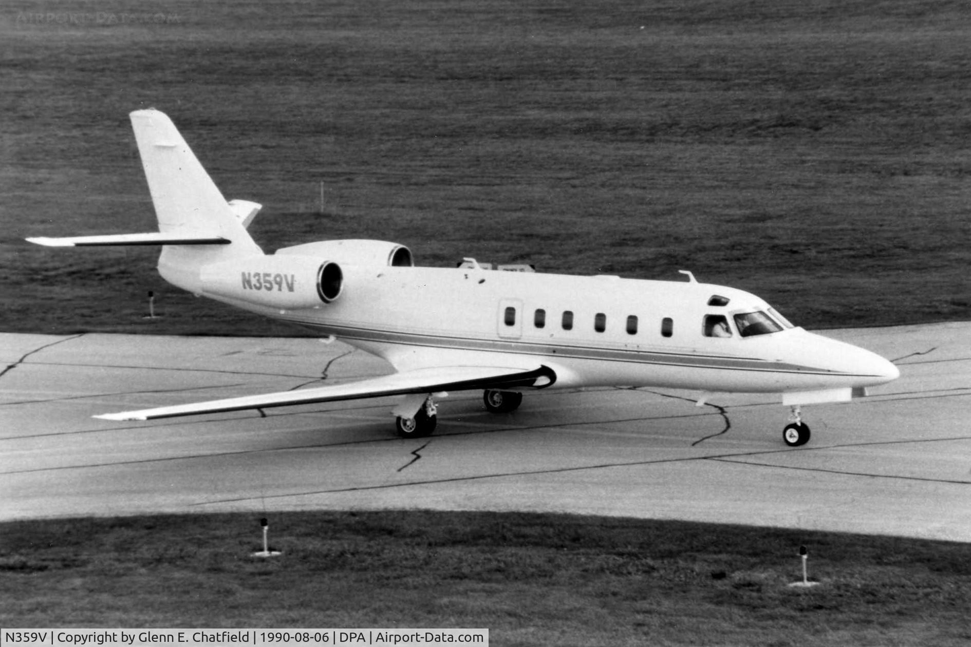 N359V, Israel Aircraft Industries IAI-1125 Westwind Astra C/N 039, Photo taken for aircraft recognition training.  Ex-N359V, IAI Astra Jet 1125. This was a 35mm color slide made into a B&W internegative for printing