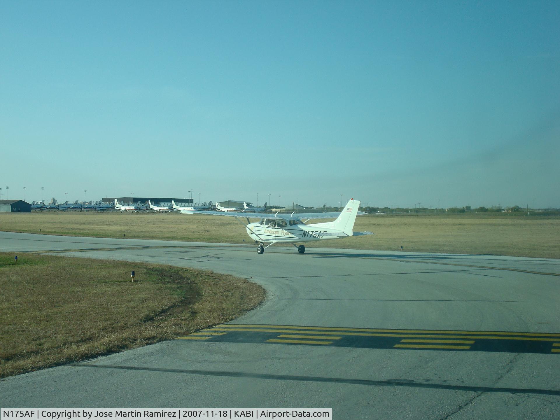 N175AF, 2003 Cessna 172R C/N 17281175, In Abilene Cross Country From KFTW
