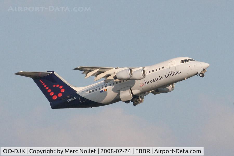 OO-DJK, 1995 British Aerospace Avro 146-RJ85 C/N E.2271, Taking of at Brussels Airport