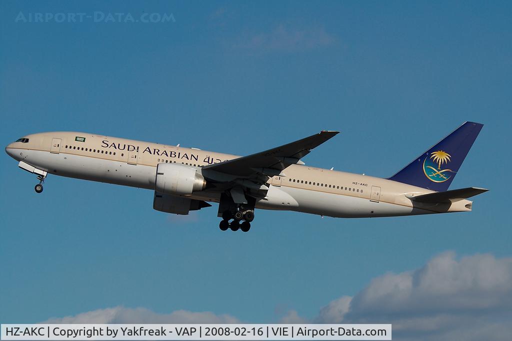 HZ-AKC, 1997 Boeing 777-268/ER C/N 28346, Saudia Boeing 777-200