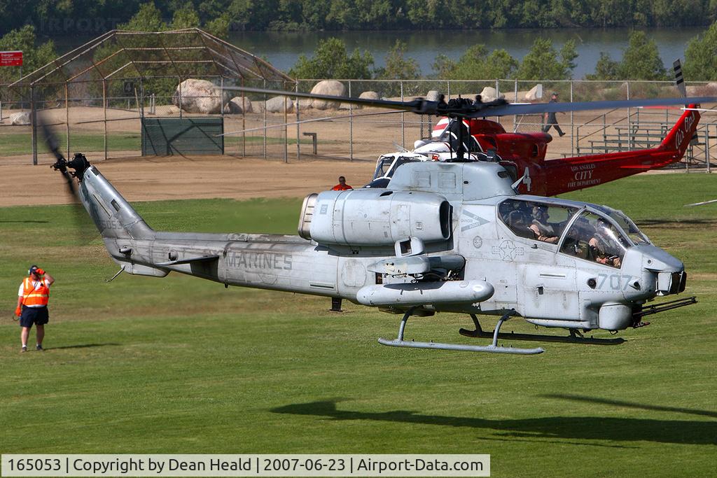 165053, Bell AH-1W Super Cobra C/N 26313, US Marine Corps AH-1W Super Cobra arriving at Hansen Dam Park.  The sound of this machine was amazing.