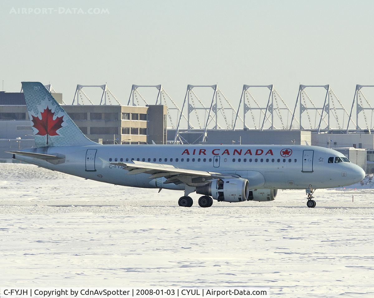 C-FYJH, 1996 Airbus A319-114 C/N 672, Air Canada A319 landing on Rwy 24R with reversers open