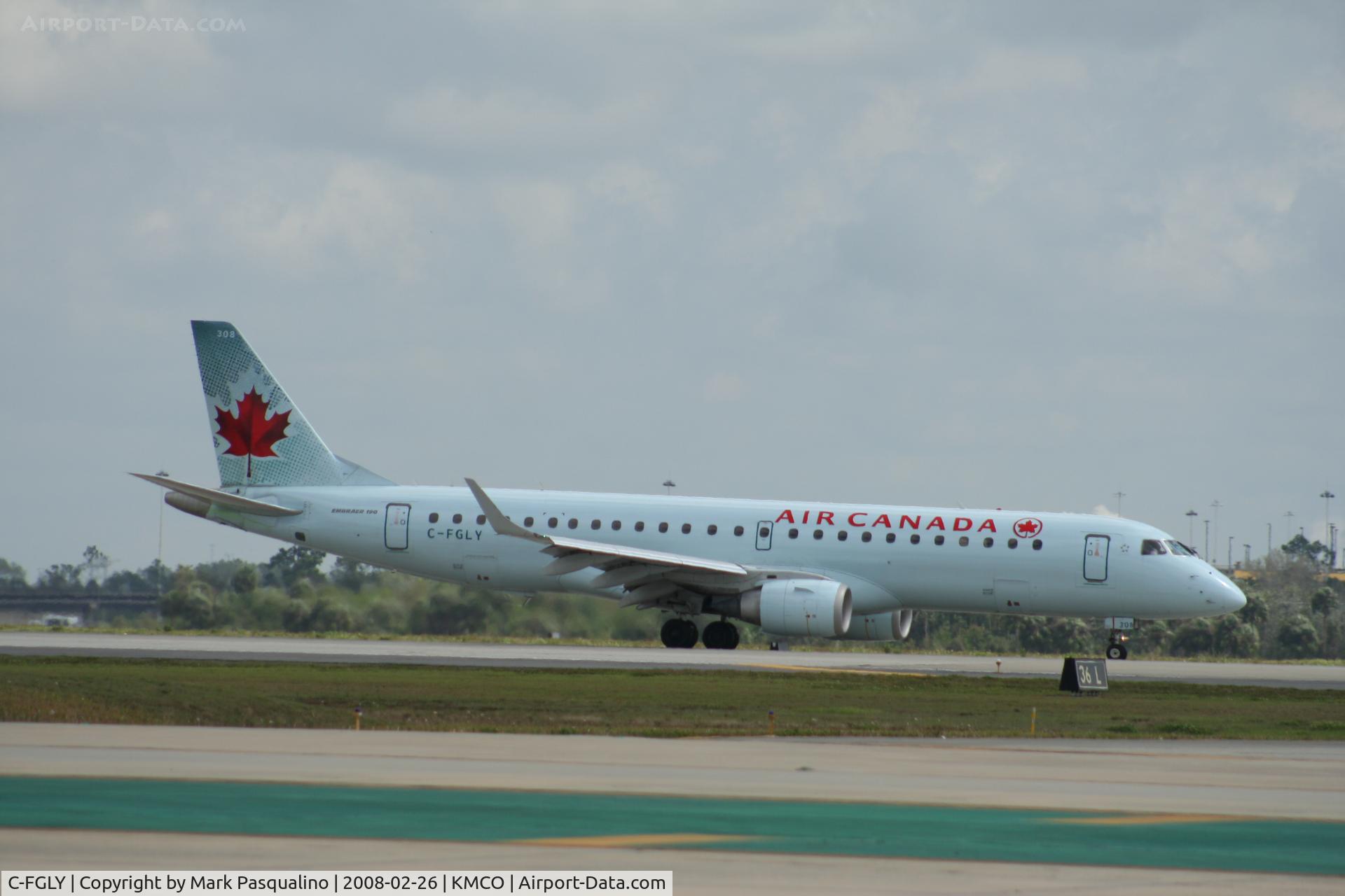 C-FGLY, 2006 Embraer 190AR (ERJ-190-100IGW) C/N 19000028, ERJ 190-100 IGW