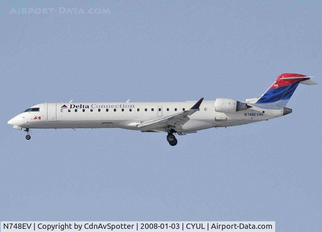 N748EV, 2004 Canadair CRJ-700 (CL-600-2C10) Regional Jet C/N 10158, On final for Rwy 24R