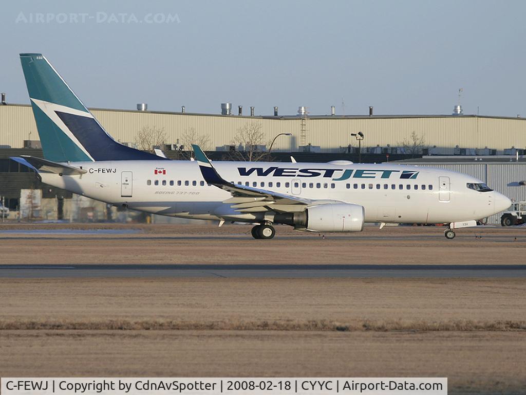 C-FEWJ, 2005 Boeing 737-7CT C/N 32769, Westjet B737 taxiing down Charlie for Rwy 34