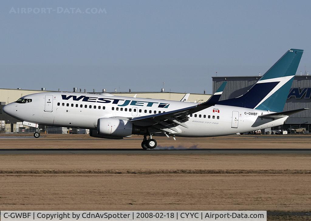 C-GWBF, 2003 Boeing 737-7CT C/N 32757, Common landings for Westjet pilots to land on the right side first