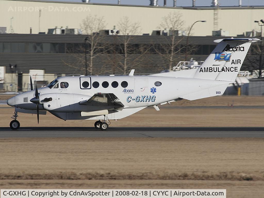 C-GXHG, 1990 Beech B200 King Air C/N BB1383, Alberta Air Ambulance operated by Bar XH Air Inc