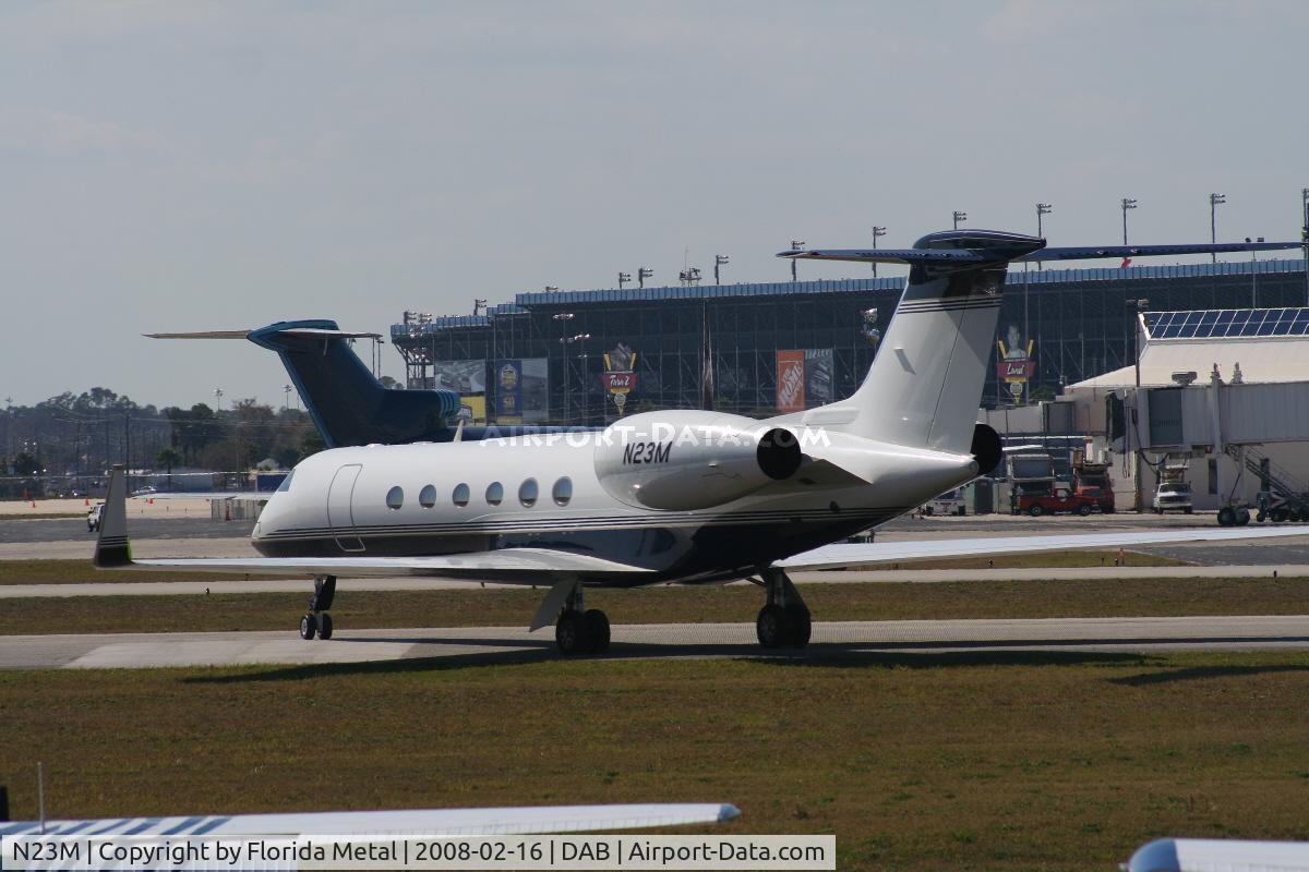 N23M, 1999 Gulfstream Aerospace G-V C/N 579, 3M Co