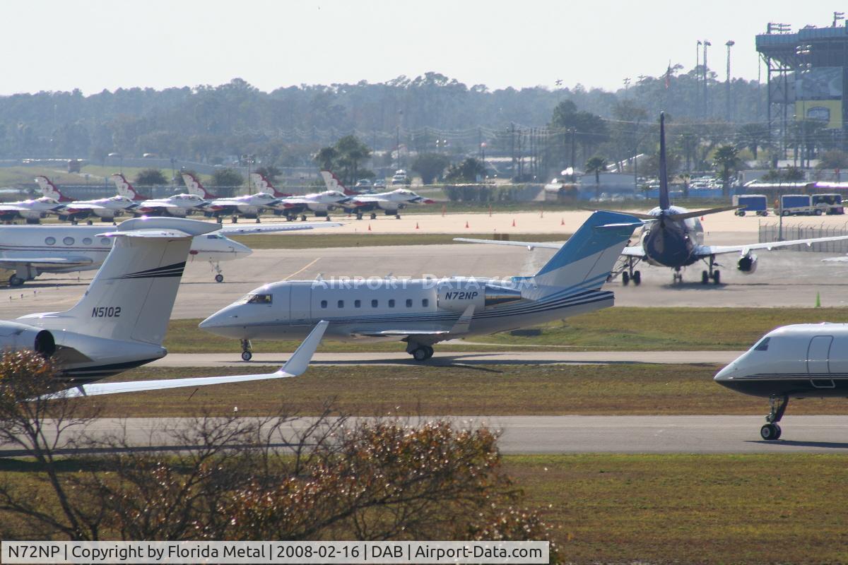 N72NP, 1998 Bombardier Challenger 604 (CL-600-2B16) C/N 5385, CL600