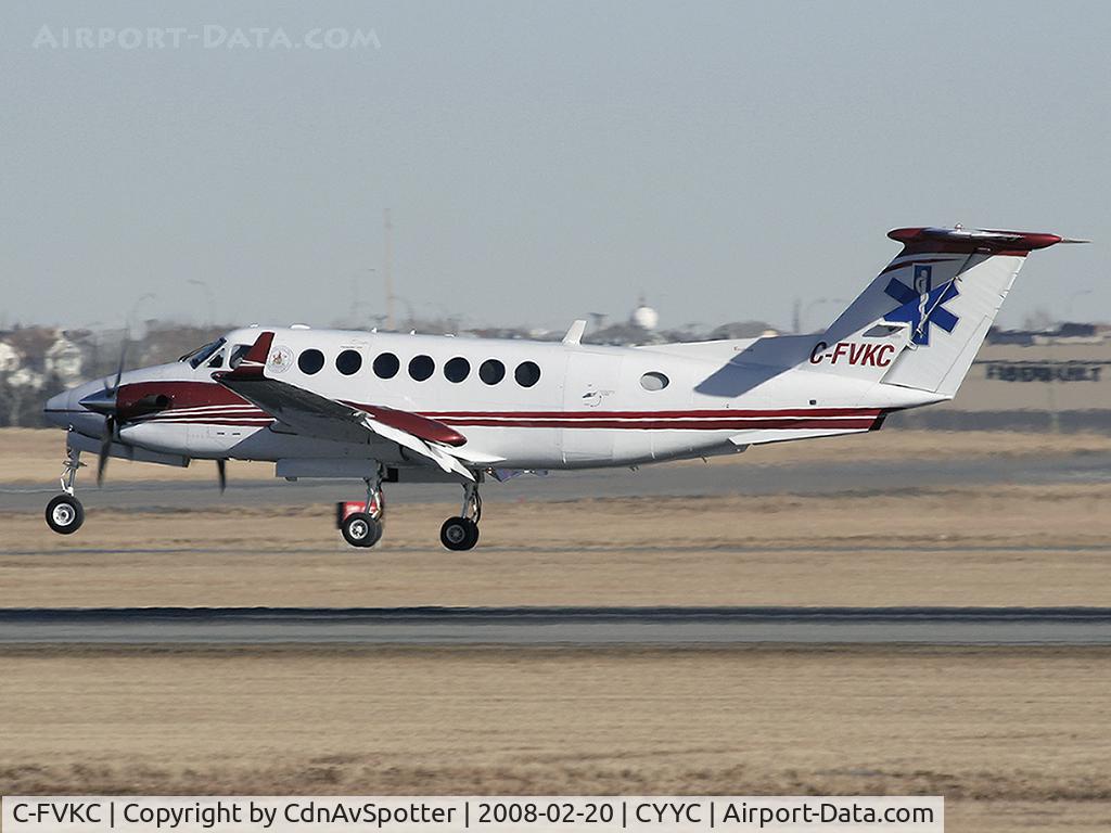 C-FVKC, 2000 Beech B300 King Air C/N FL-273, Alberta Air Ambulance operated by Bar XH Air Inc