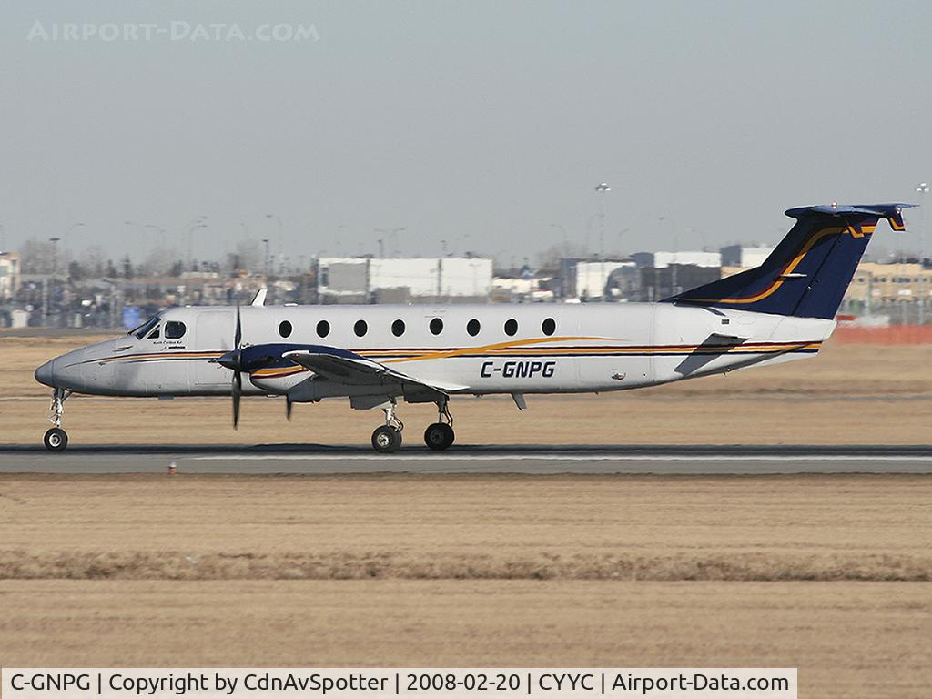 C-GNPG, 1987 Beech 1900C C/N UB-71, Landing on Rwy 34