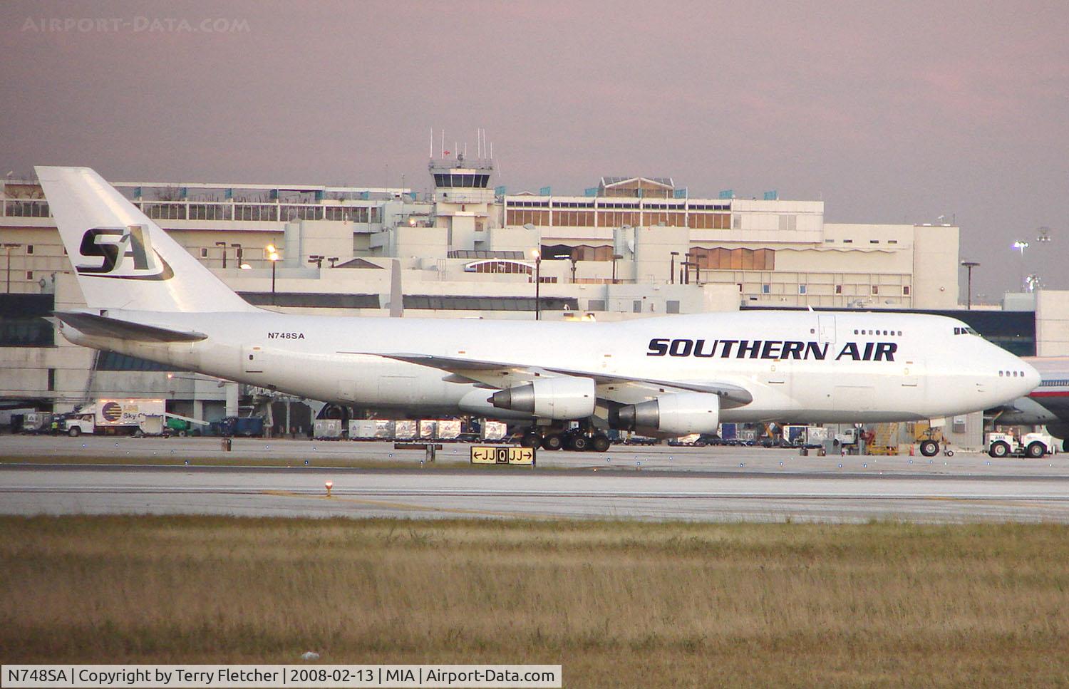 N748SA, 1975 Boeing 747-206B C/N 21110, Southern Air B747 at Miami as evening starts to draw in
