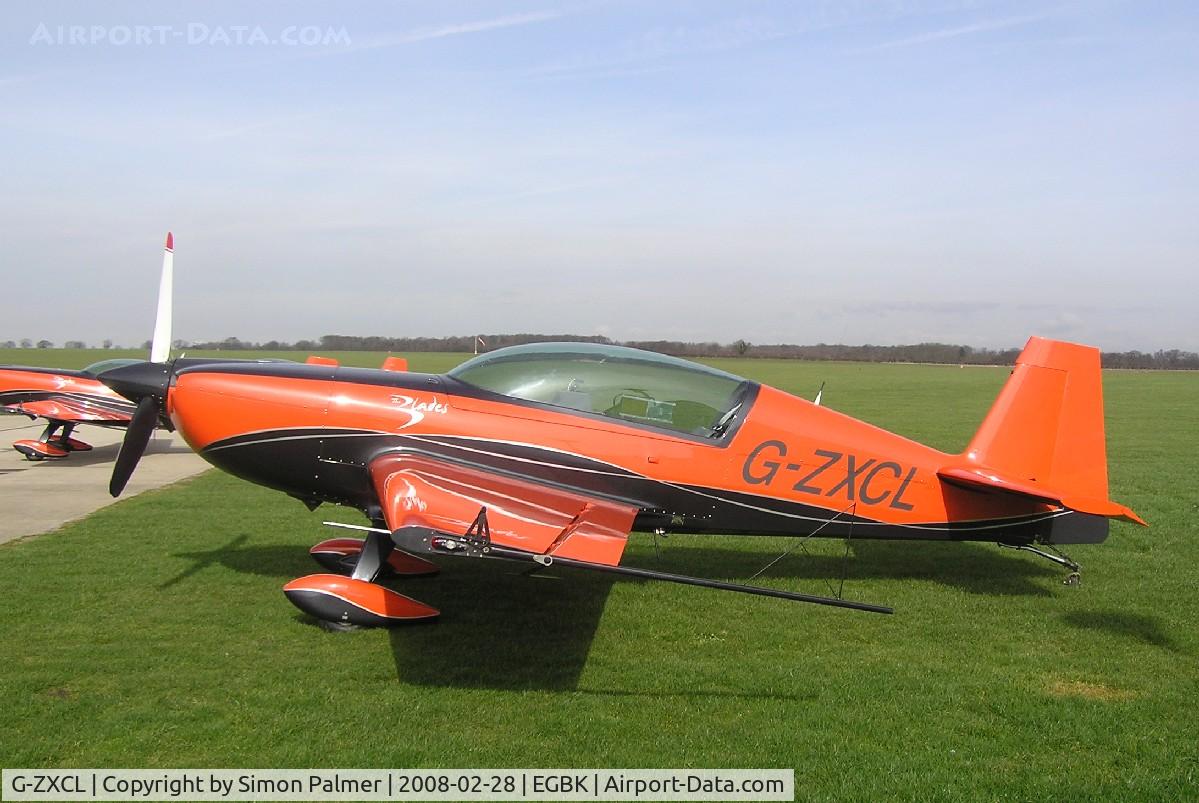 G-ZXCL, 2006 Extra EA-300L C/N 1223, Extra EA300 of the Blades team