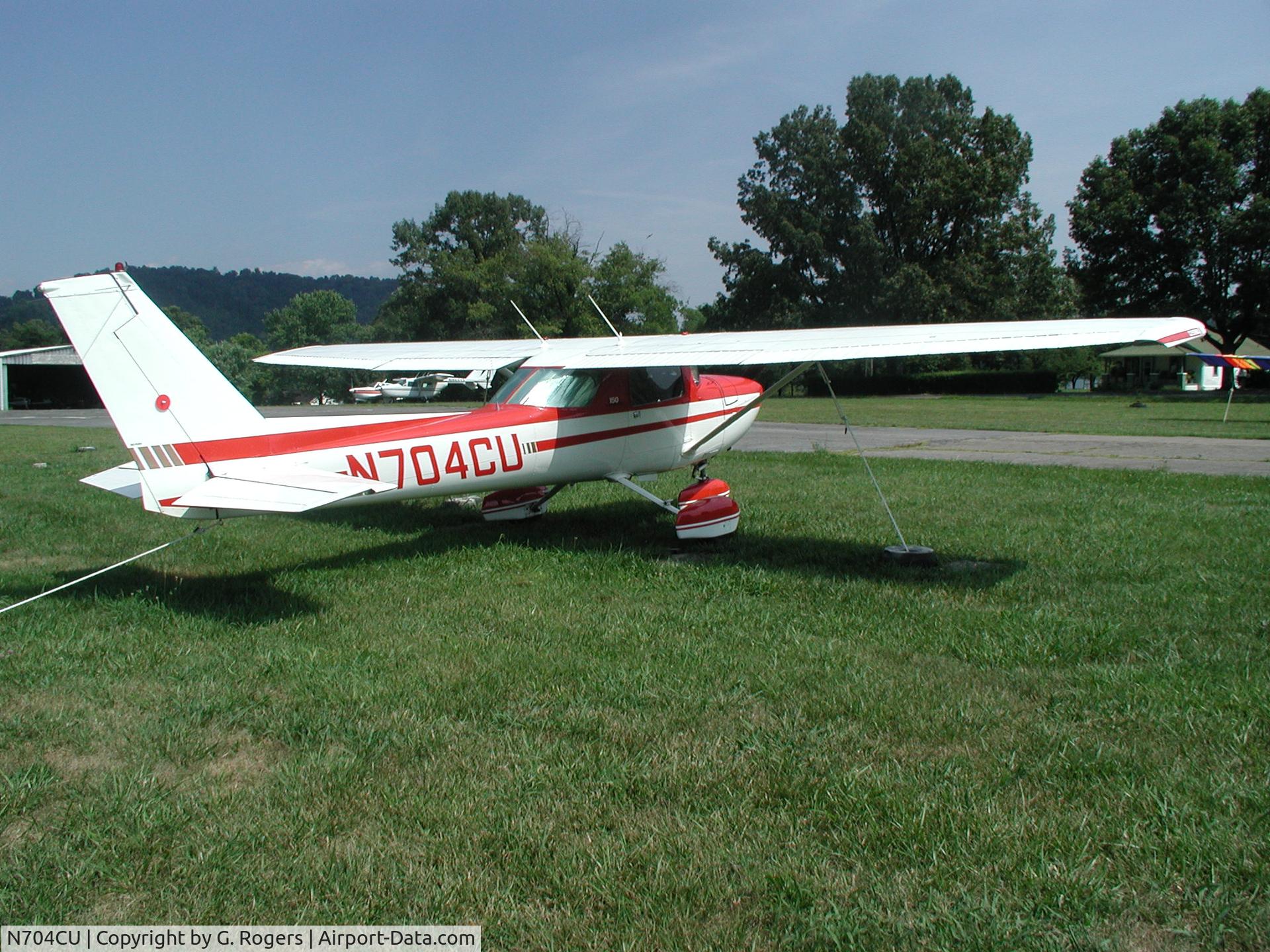 N704CU, 1976 Cessna 150M C/N 15078513, Johnson City Stolport