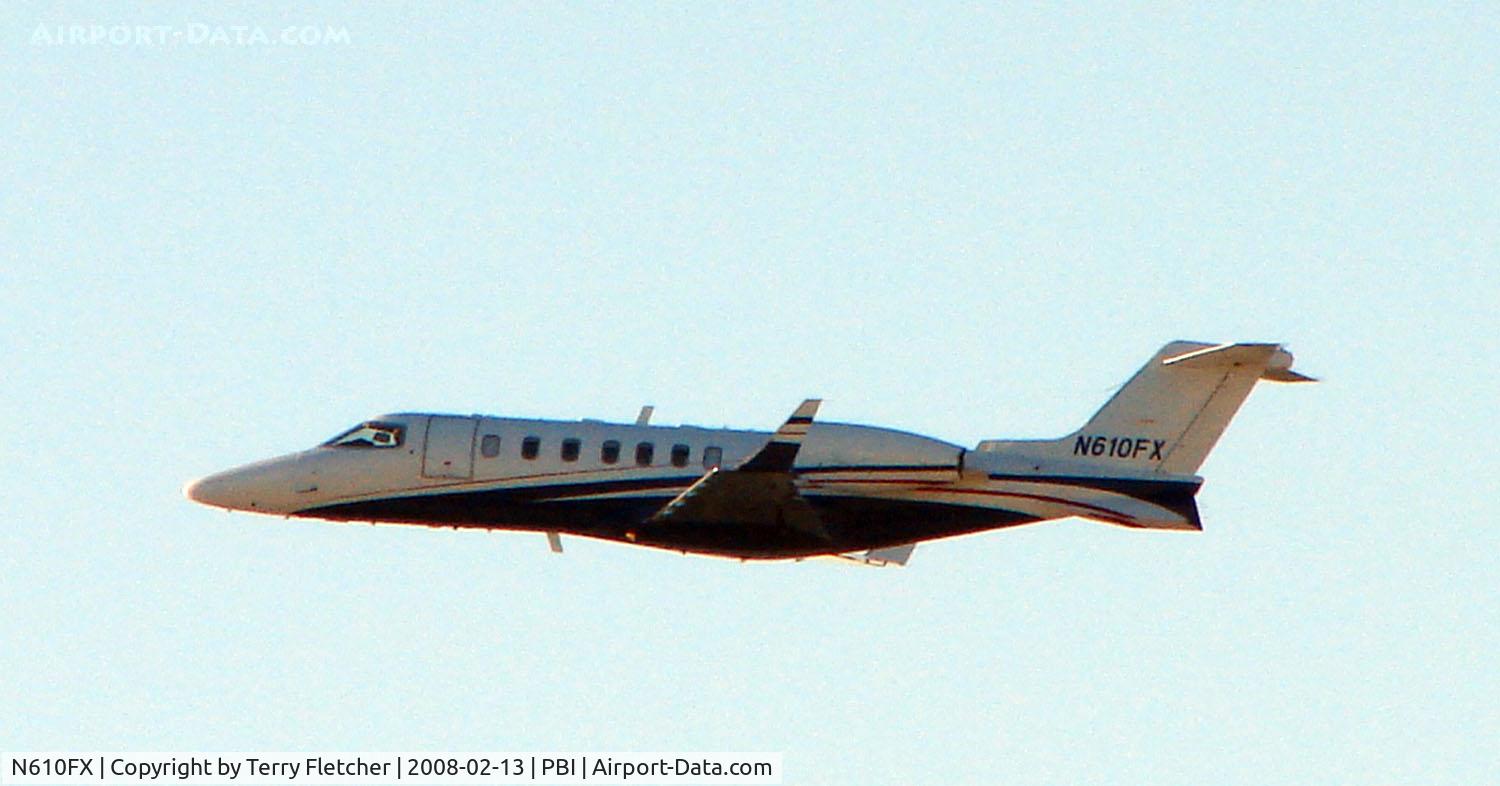N610FX, 2005 Learjet 45 C/N 45-2027, Learjet 45 climbs out of West Palm Beach