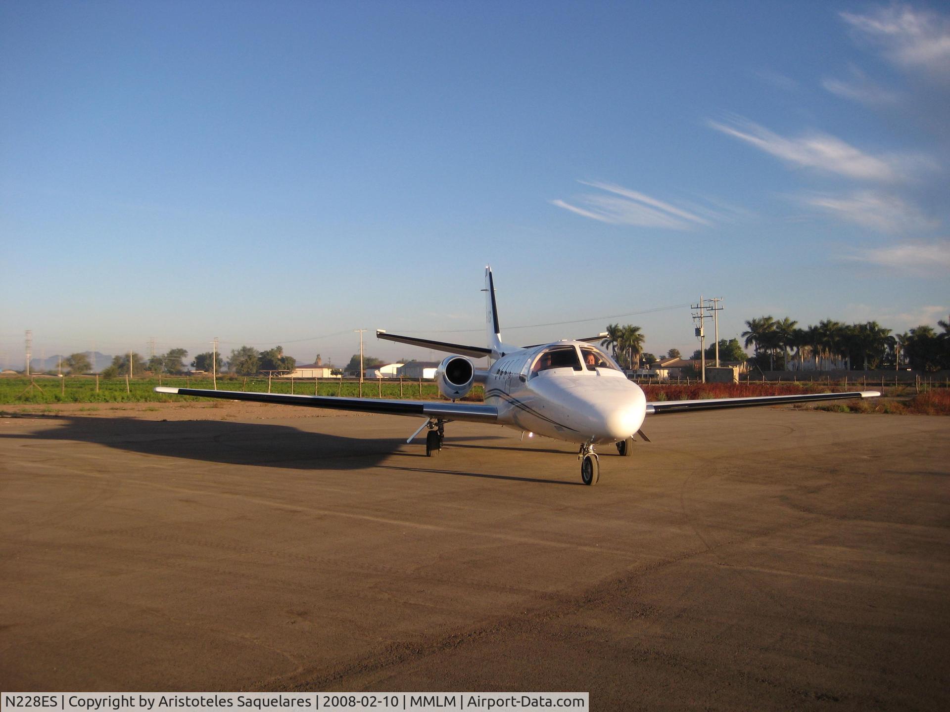 N228ES, 1977 Cessna 501 Citation I/SP C/N 501-0018, Before Take Off