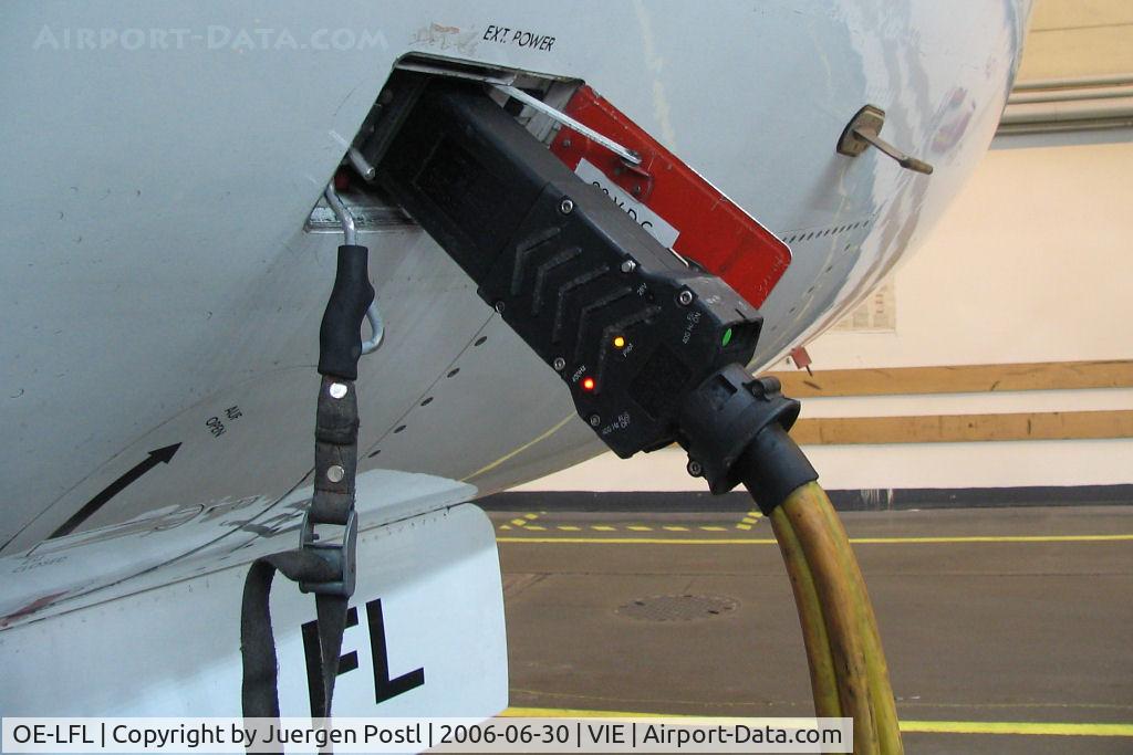 OE-LFL, 1995 Fokker 70 (F-28-0070) C/N 11573, special/hangar photos: Fokker 70