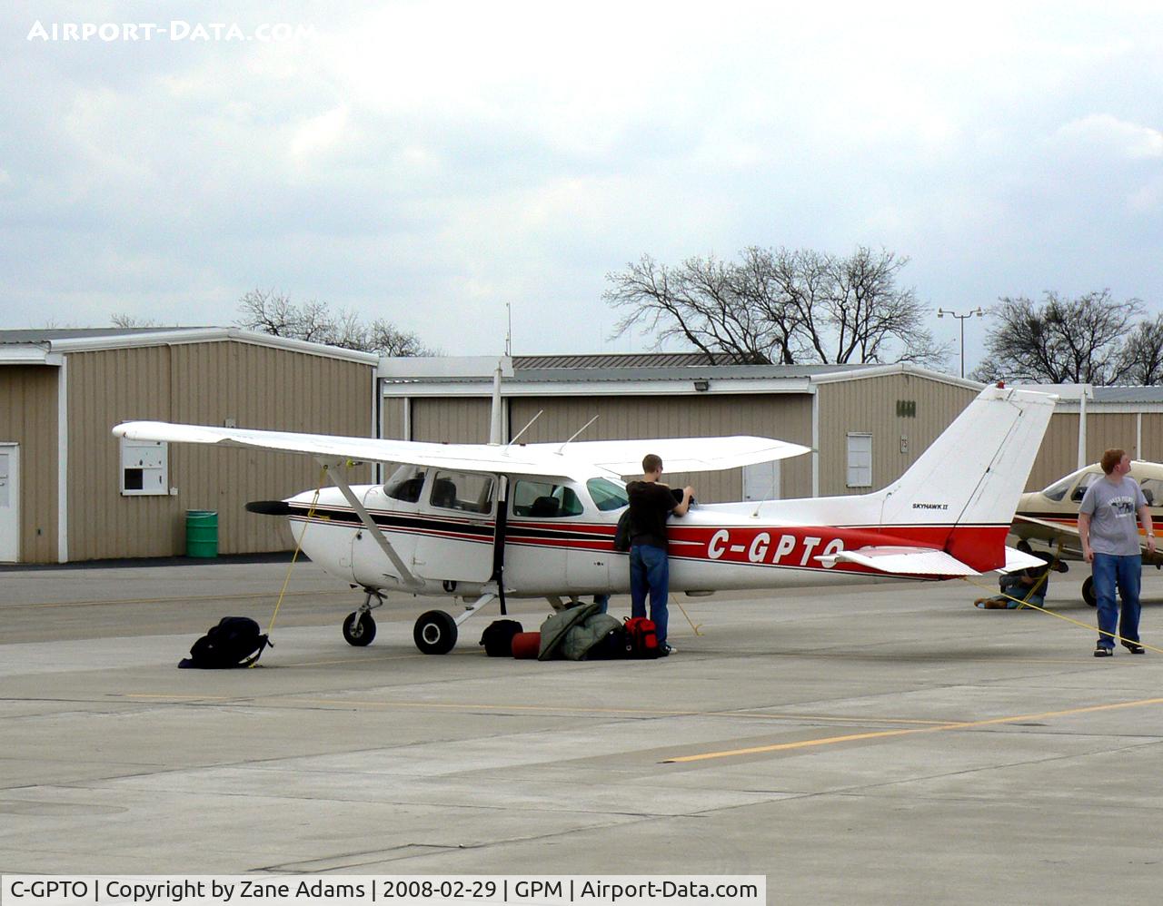 C-GPTO, 1982 Cessna 172P C/N 17275568, At Grand Prairie Municipal - One of three Canadian registered airplanes on the ramp today