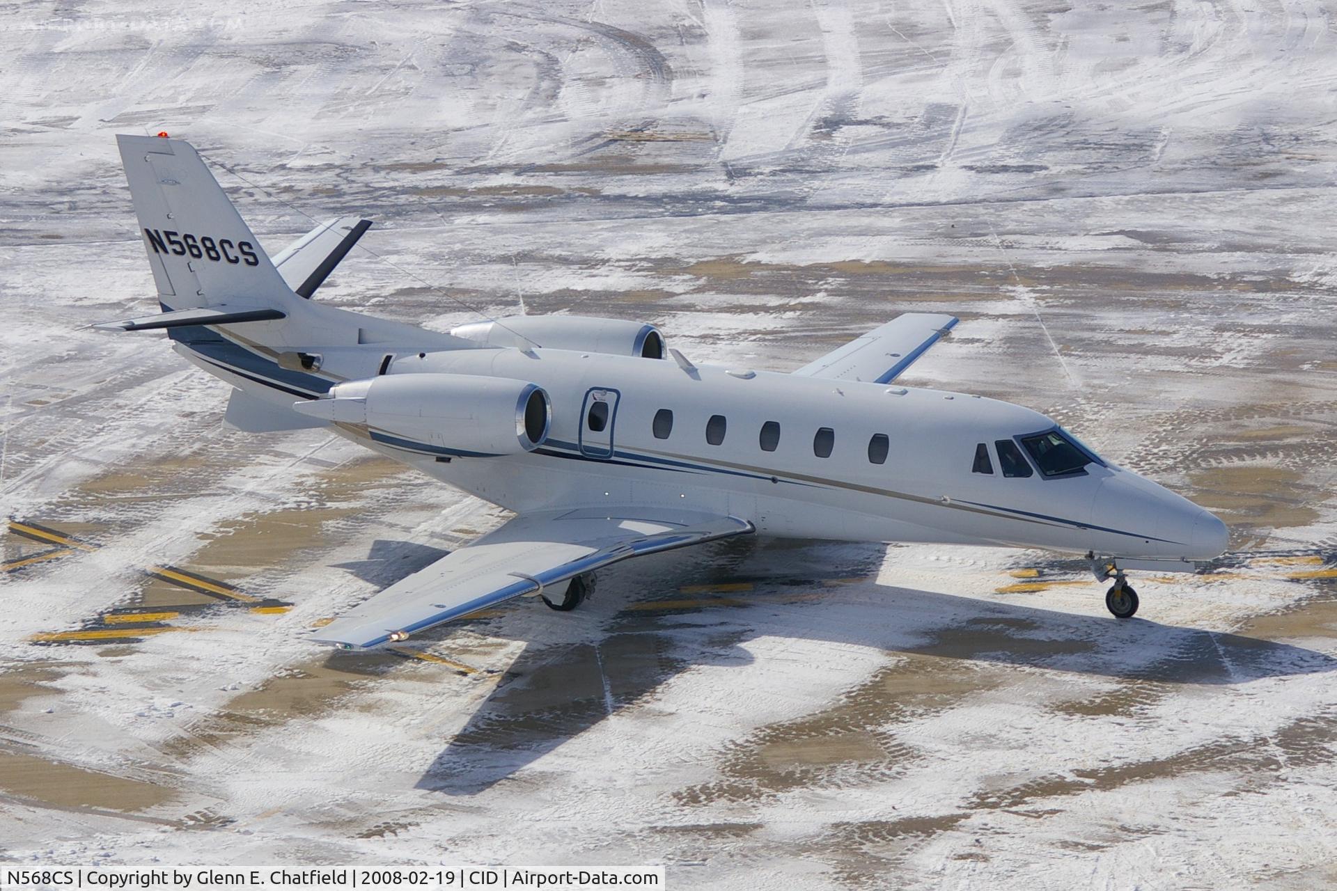 N568CS, 2006 Cessna 560XLS Citation Excel C/N 560-5637, Taxiing below the control tower