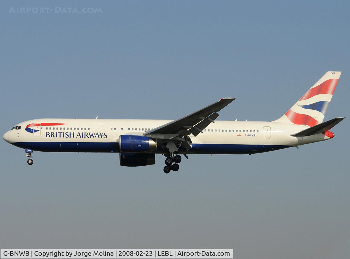 G-BNWB, 1989 Boeing 767-336 C/N 24334, Clear to land RWY 25R.
