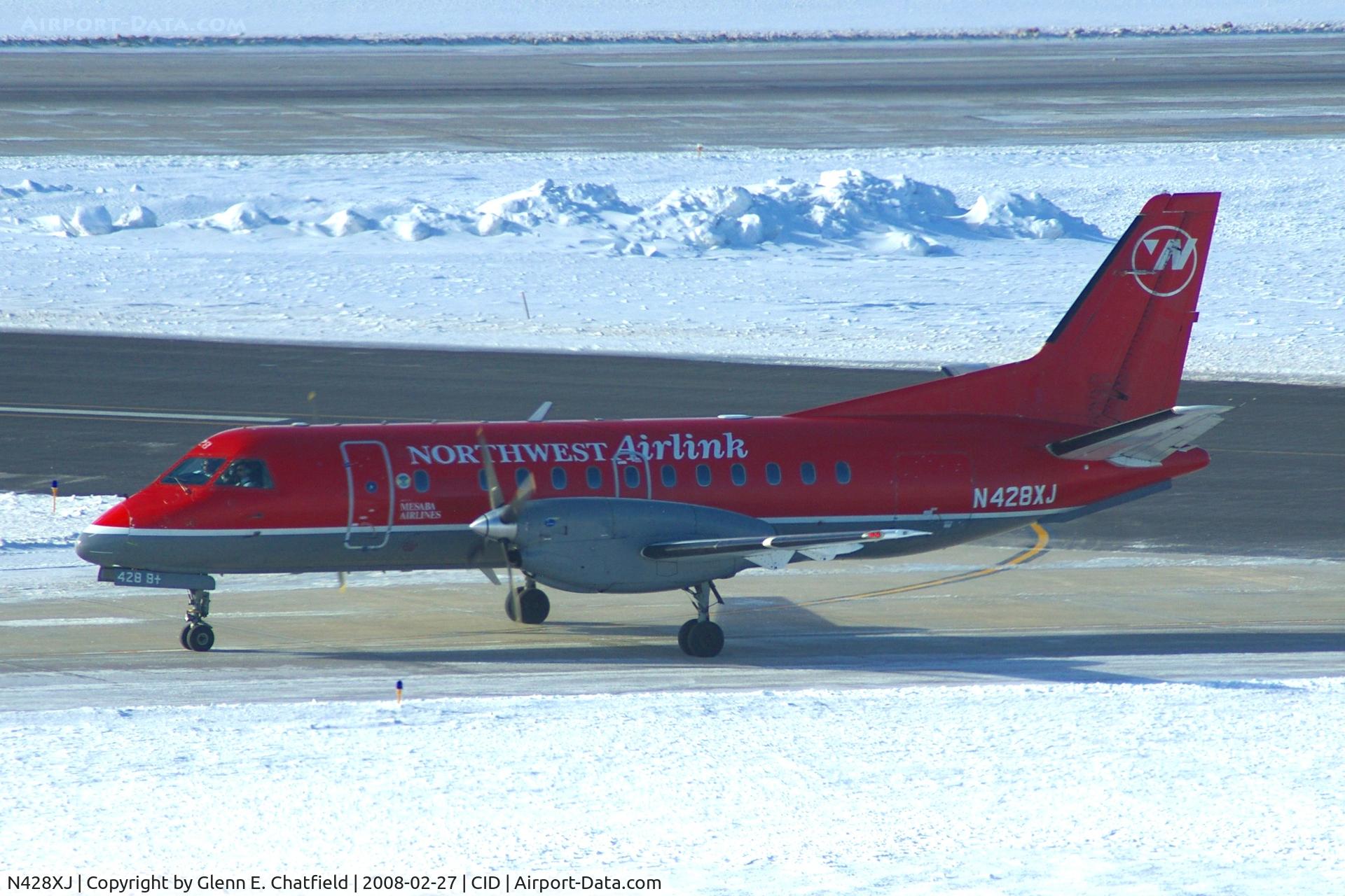 N428XJ, 1997 Saab 340B+ C/N 340B-428, Taxiing to the gate