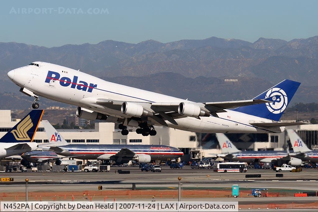 N452PA, 2000 Boeing 747-46NF C/N 30810, Polar Air Cargo N452PA (FLT PAC183) climbing out from RWY 25L enroute to Hong Kong Int'l (VHHH).