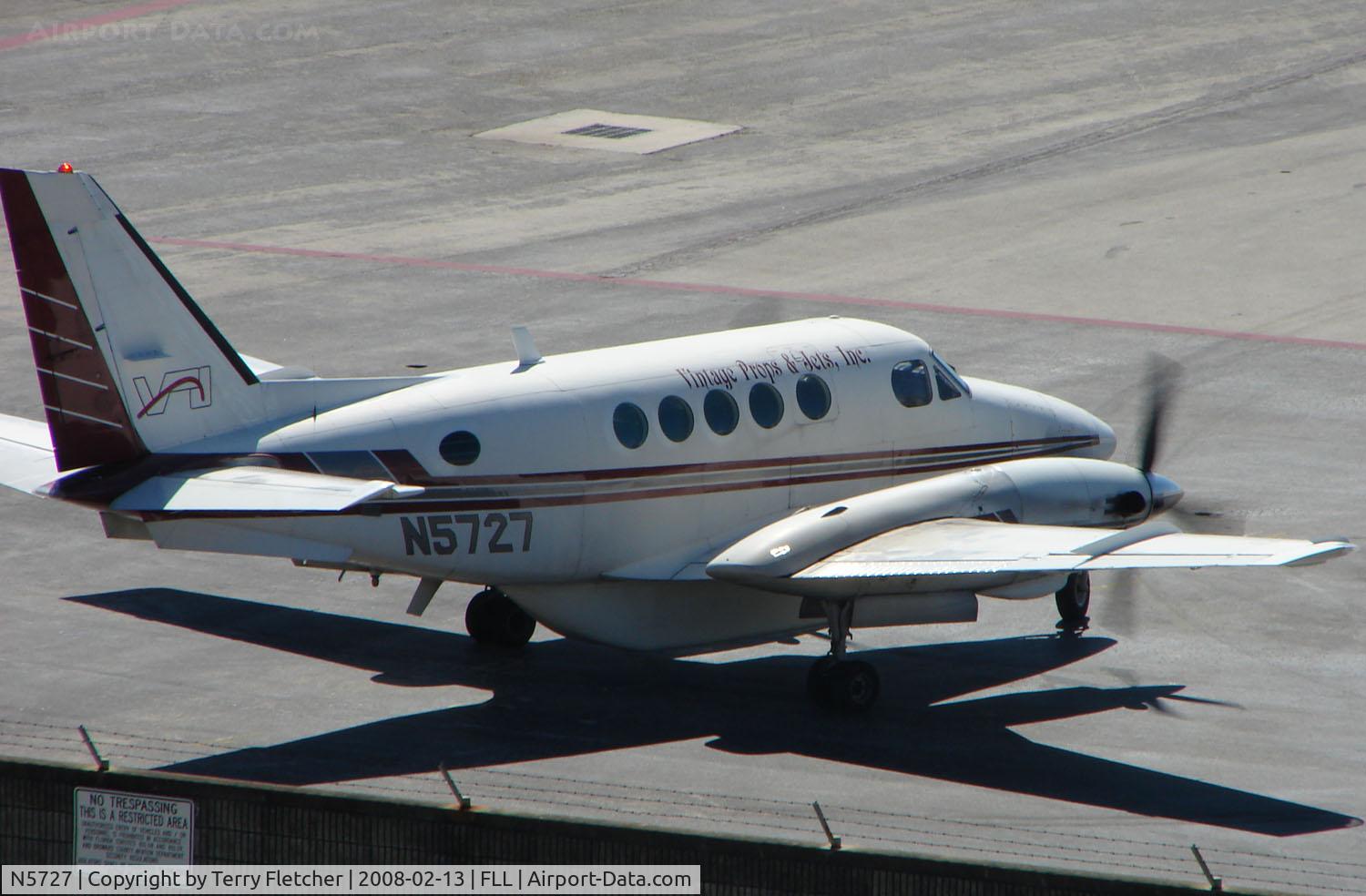 N5727, 1970 Beech 100 King Air C/N B-48, Vintage Props Beech 100 at Ft.Lauderdale Int