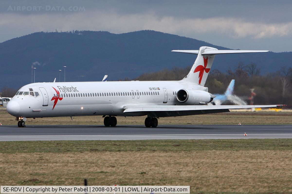 SE-RDV, 1987 McDonnell Douglas MD-83 (DC-9-83) C/N 49574, Fly Nordic