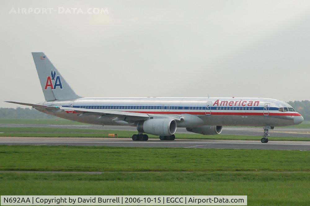 N692AA, 1993 Boeing 757-223 C/N 26972, American Airways - Taxiing