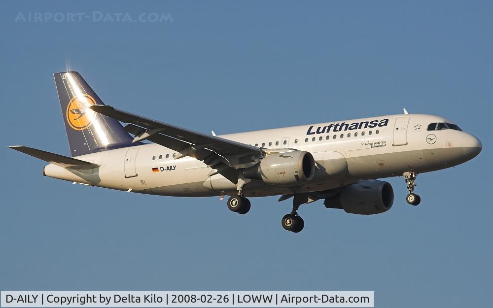 D-AILY, 1998 Airbus A319-114 C/N 875, Lufthansa  A319