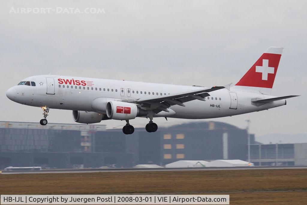HB-IJL, 1996 Airbus A320-214 C/N 603, Airbus Industrie A320-214