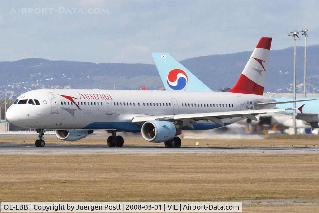 OE-LBB, 1995 Airbus A321-111 C/N 570, Airbus Industries A321-111