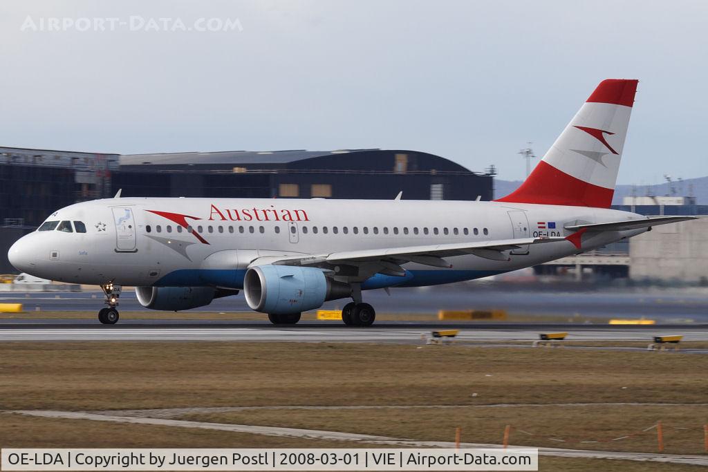 OE-LDA, 2004 Airbus A319-112 C/N 2131, Airbus Industries A319-112