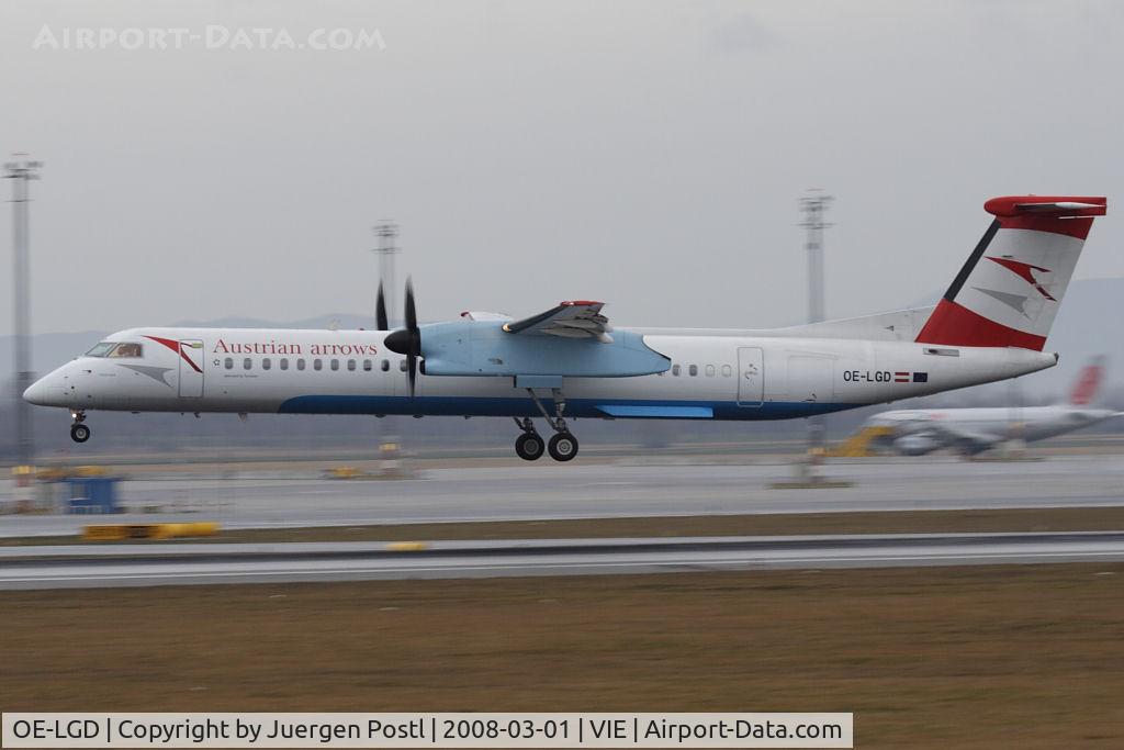 OE-LGD, 2000 De Havilland Canada DHC-8-402Q Dash 8 C/N 4027, Dash8-400