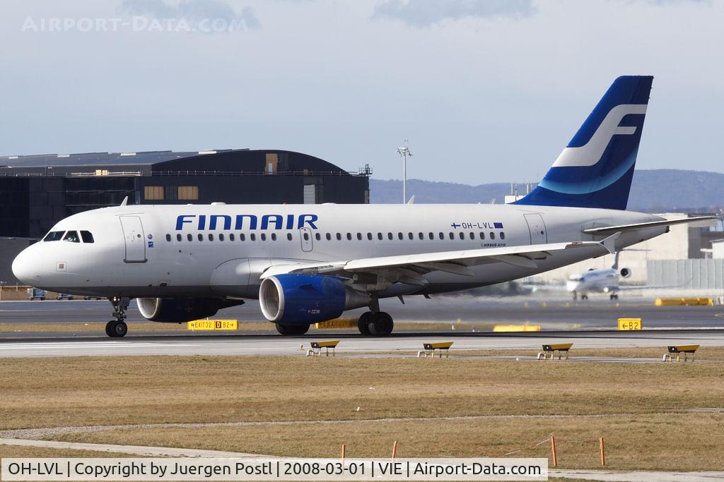 OH-LVL, 2004 Airbus A319-112 C/N 2266, Airbus A319-112