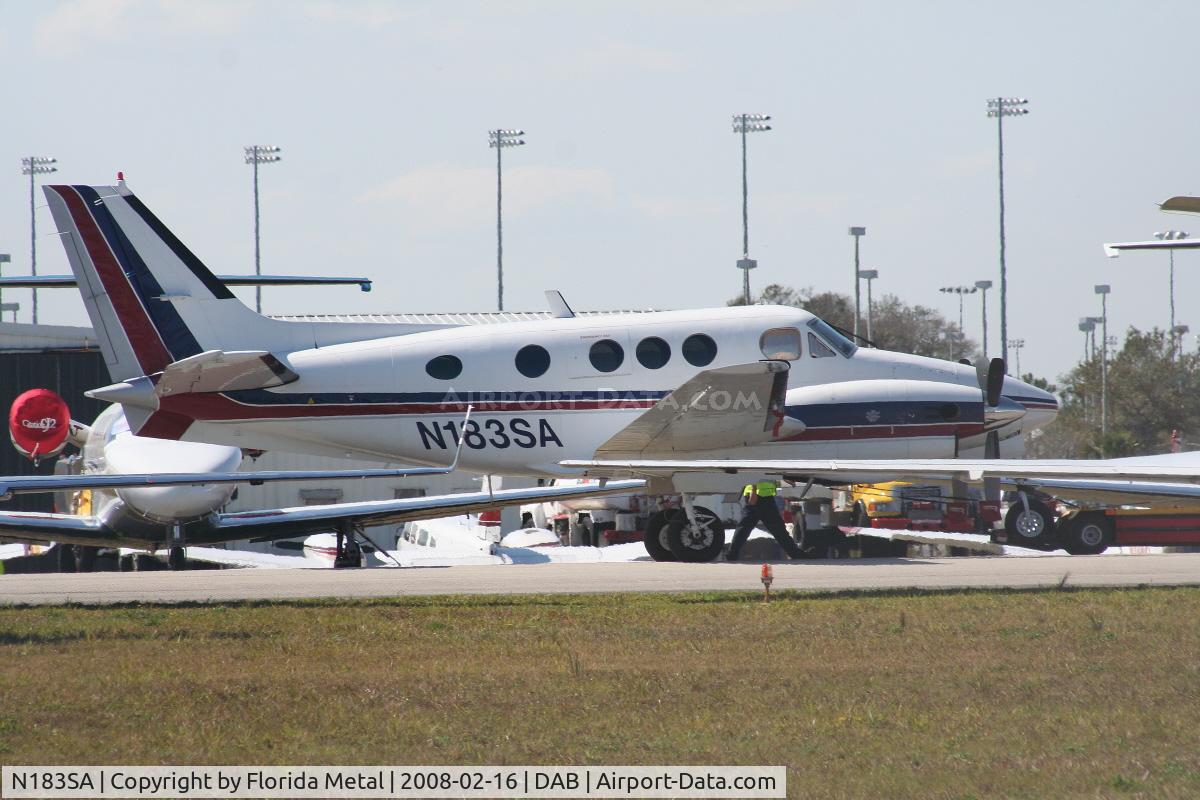 N183SA, 1973 Beech C90 King Air C/N LJ-571, C90