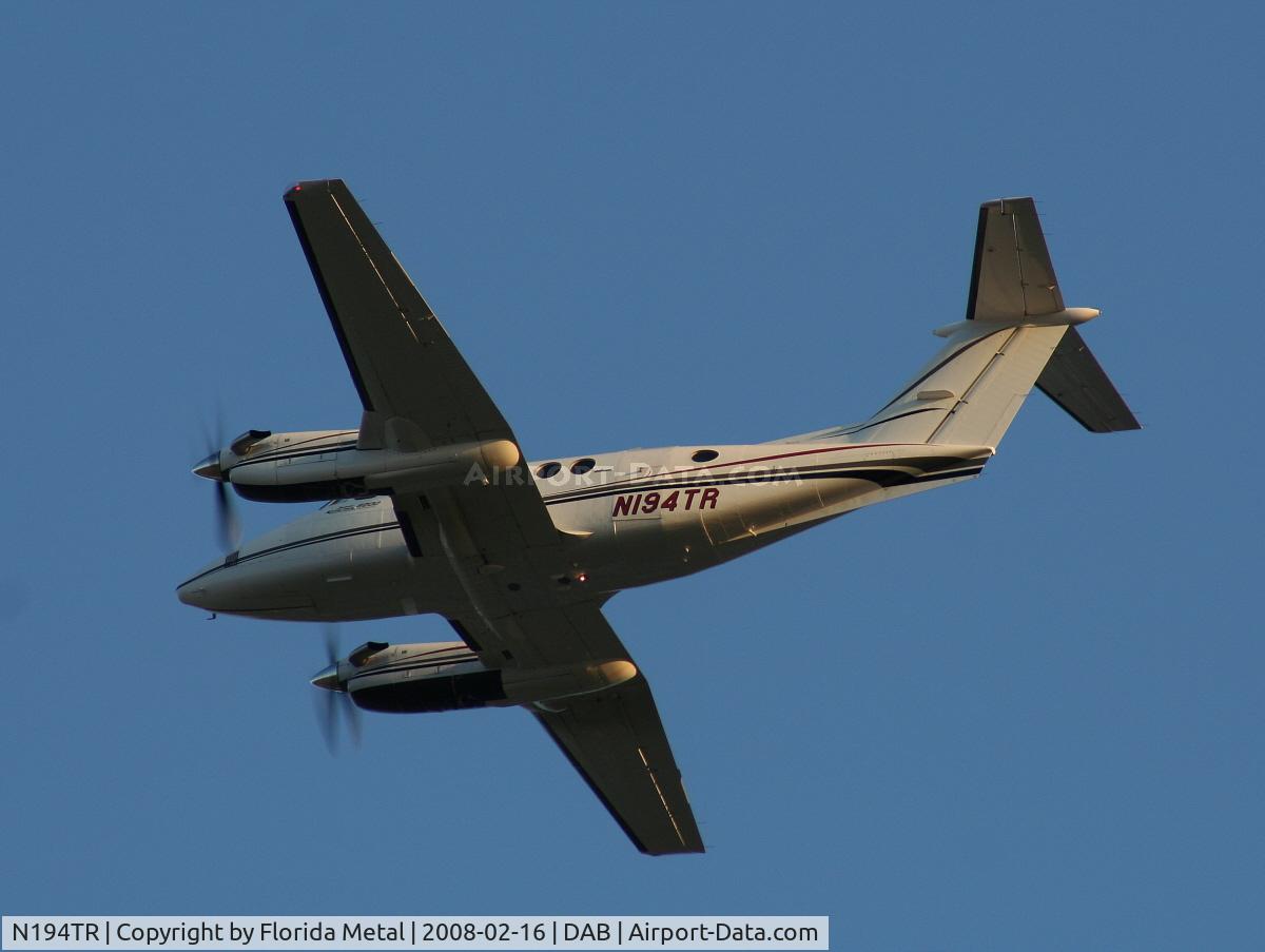N194TR, 1983 Beech B200 King Air C/N BB-1146, B200
