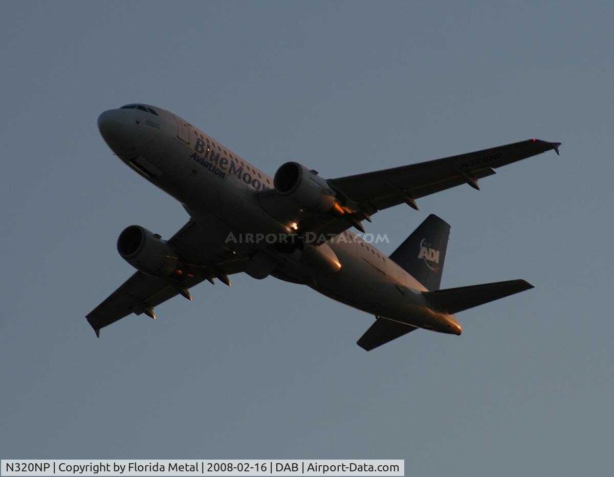 N320NP, 2001 Airbus A319-112 C/N 1494, Blue Moon Aviation