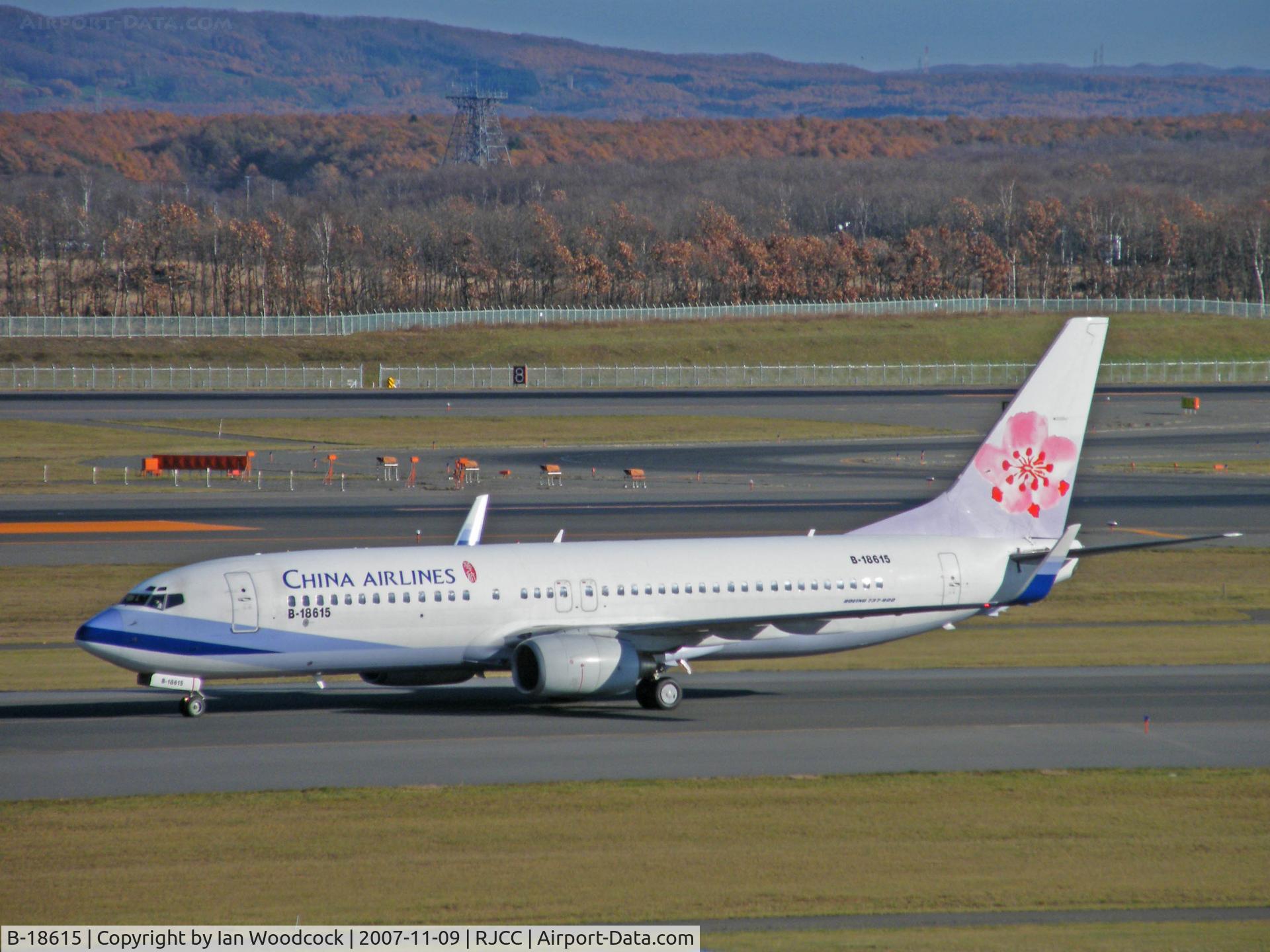 B-18615, Boeing 737-809 C/N 30174, Boeing 737-809/China Airlines/Chitose