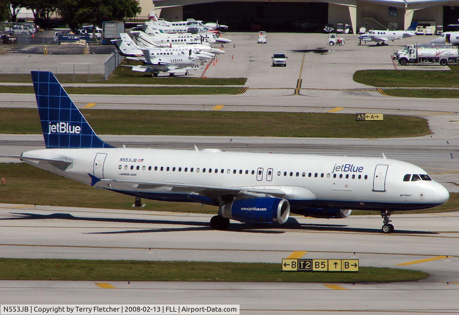 N553JB, 2002 Airbus A320-232 C/N 1896, Jetblue A320 taxies in at Ft. Lauderdale Int