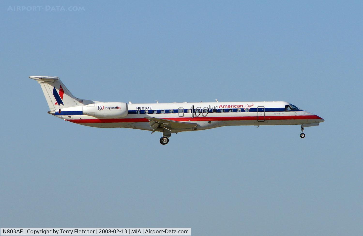 N803AE, 2001 Embraer ERJ-140LR (EMB-135KL) C/N 145483, American Eagle Embraer 135 at Miami