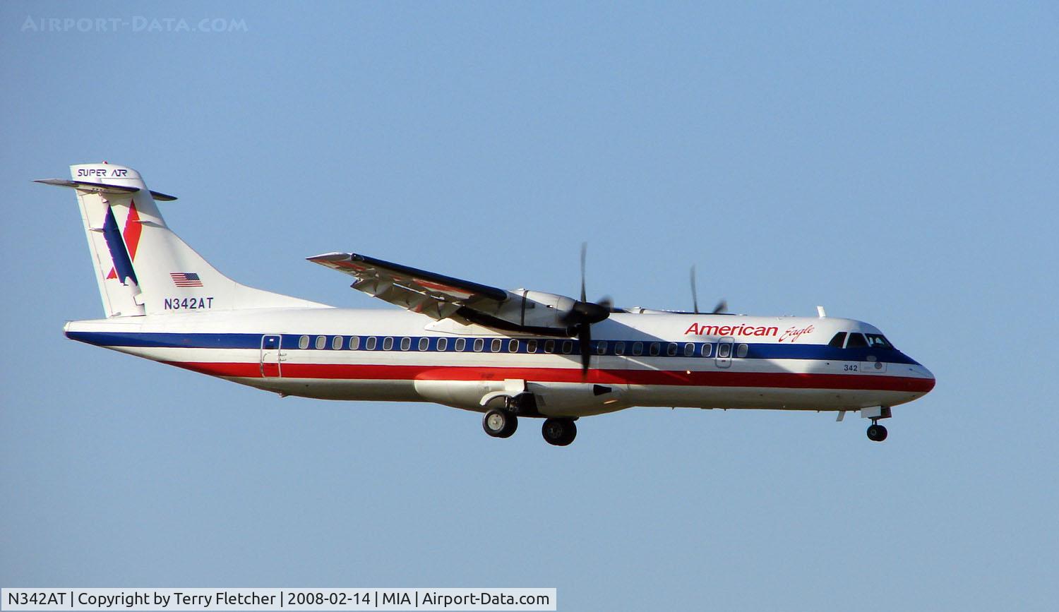N342AT, 1993 ATR 72-212 C/N 345, American Eagle ATR72 prepares for touchdown at Miami