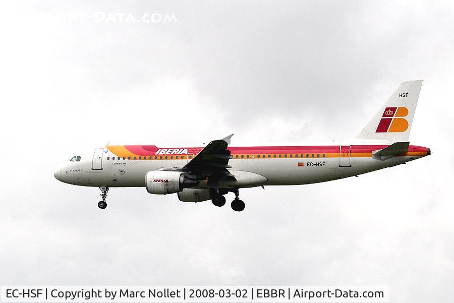 EC-HSF, 2000 Airbus A320-214 C/N 1255, Landing at Brussels Airport