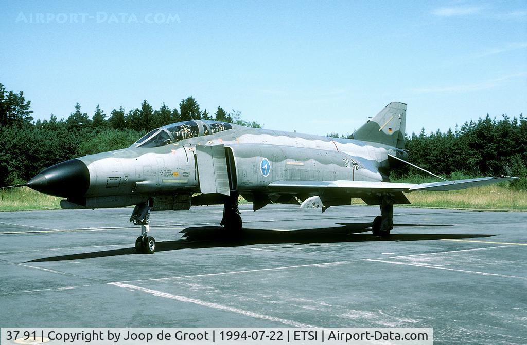 37 91, 1972 McDonnell Douglas F-4F Phantom II C/N 4578, This Phantom was used for various tests. Later it was reserialled 9991.
