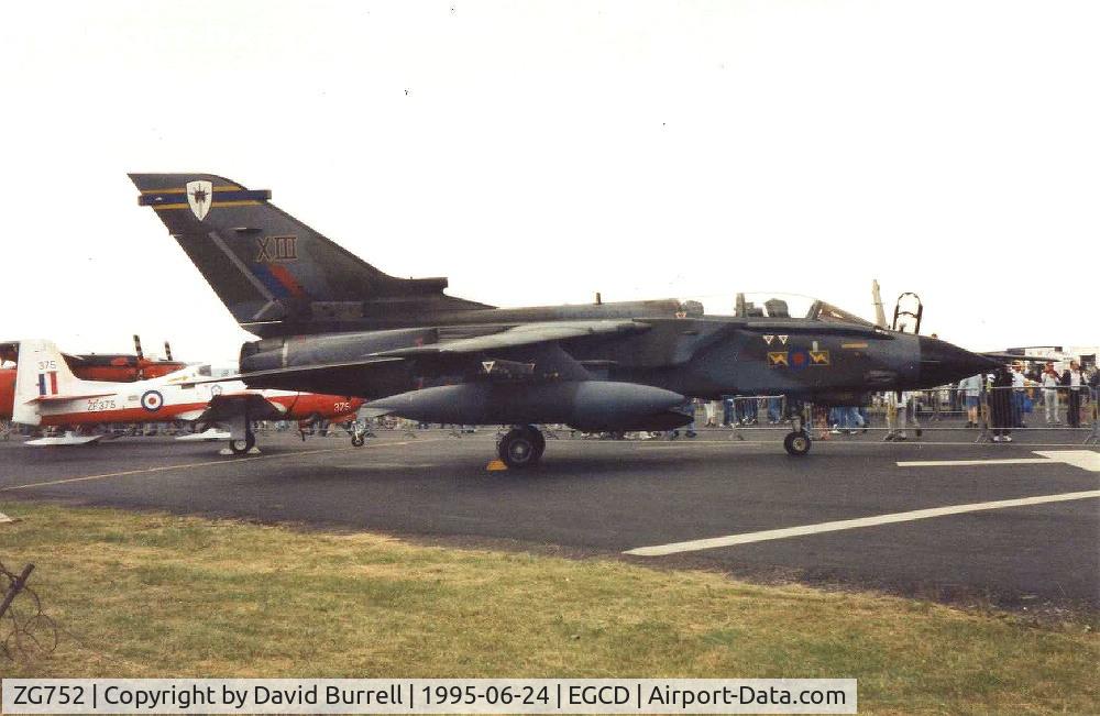 ZG752, 1991 Panavia Tornado GR.1T C/N 868/BT052/3424, Tornado - Woodford Air Show 1995 (Scanned)