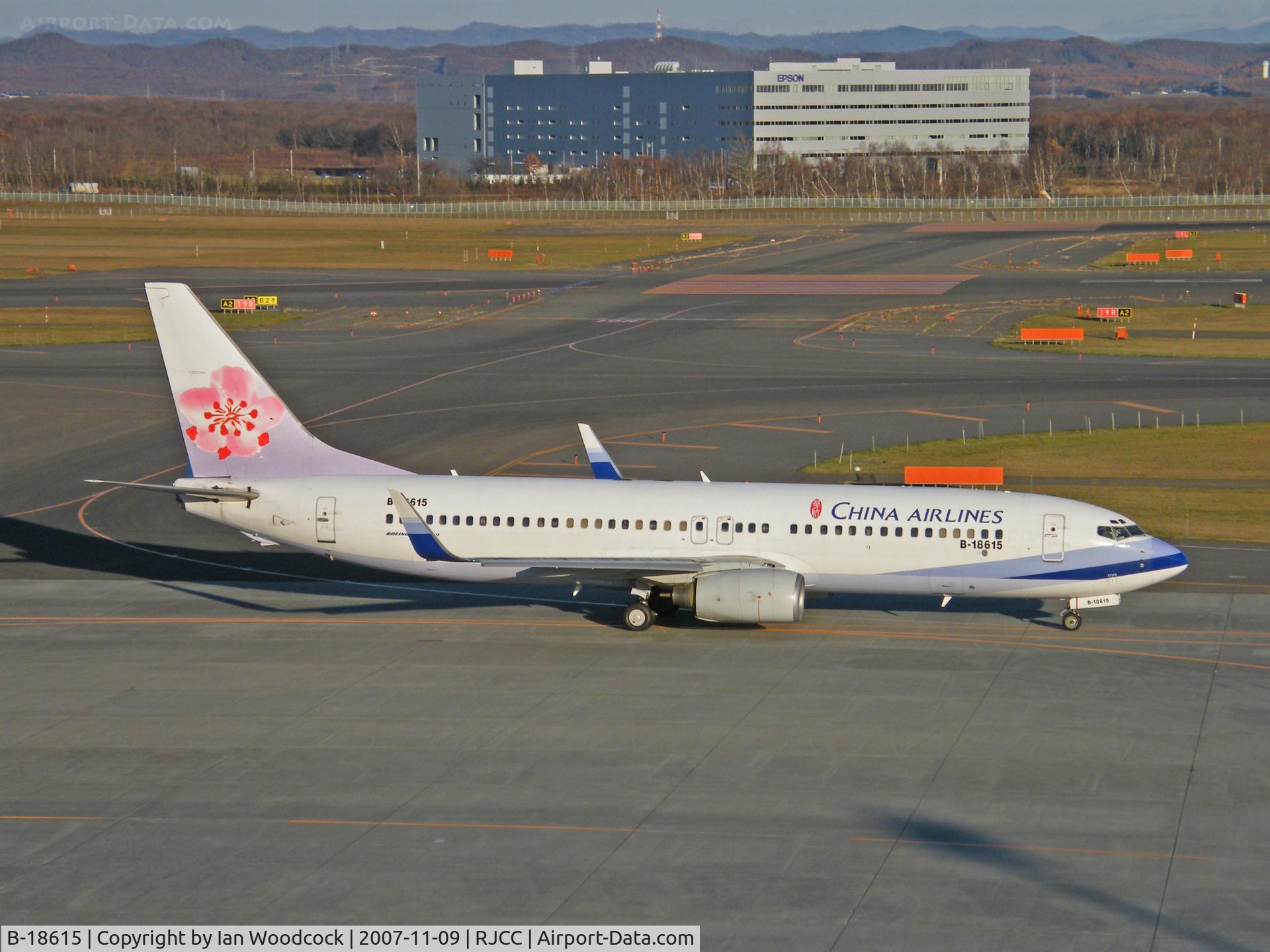B-18615, Boeing 737-809 C/N 30174, Boeing 737-809/China Airlines/Chitose