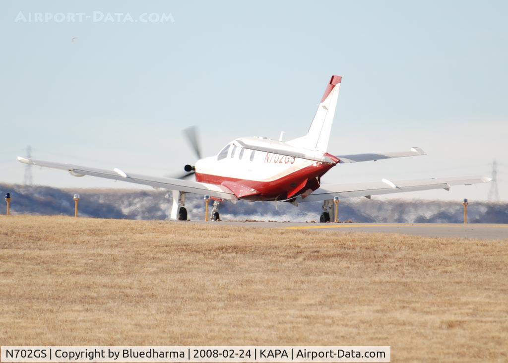 N702GS, 2000 Socata TBM-700 C/N 177, Takeoff on 17L.