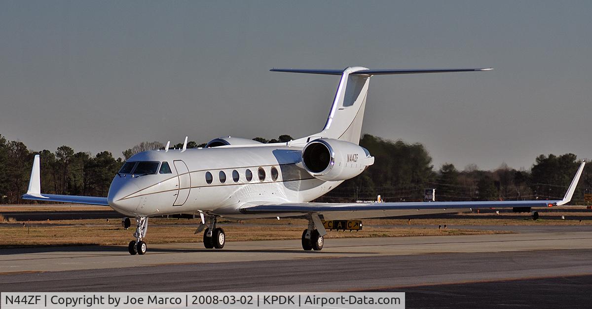 N44ZF, 1987 Gulfstream Aerospace G-IV C/N 1029, @PDK